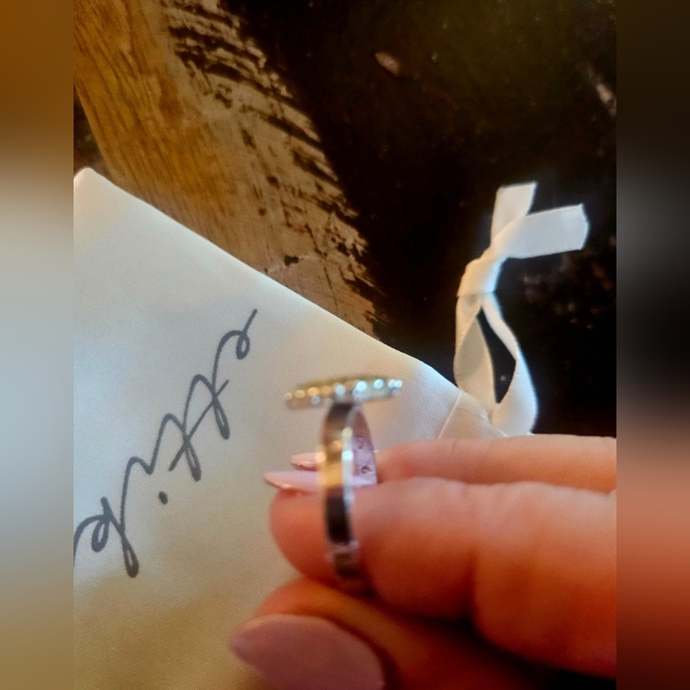 Unique Silver & Resin Ring - Picture 9 of 11